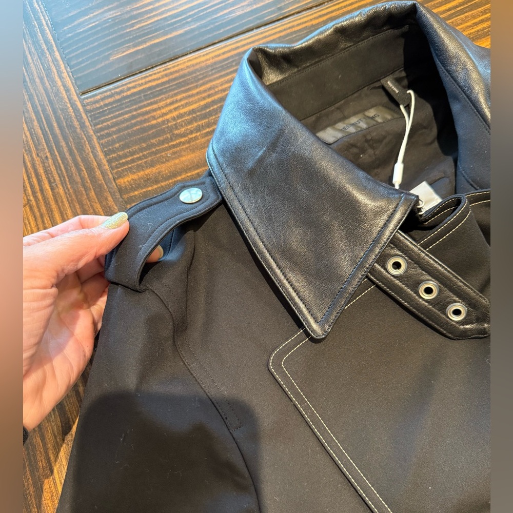 Helmut Lang NWT Black Cropped Trench Coat with Leather Accents - Picture 5 of 16